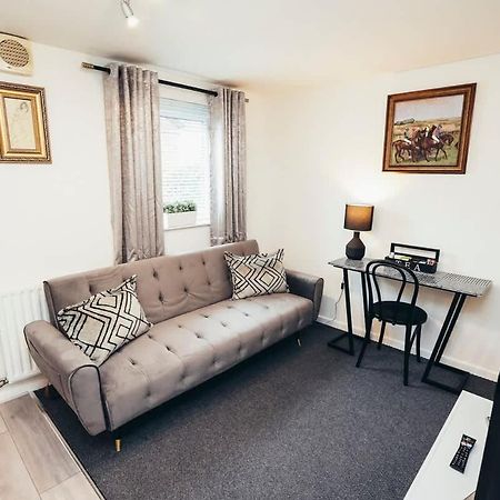 Snug 1Br Apt, Self Check In, Parking, By Derbnb Hilton  Экстерьер фото