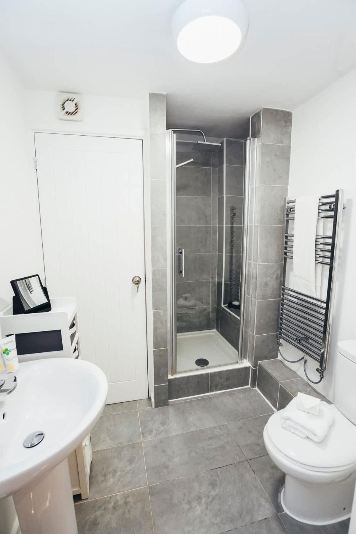 Snug 1Br Apt, Self Check In, Parking, By Derbnb Hilton  Экстерьер фото